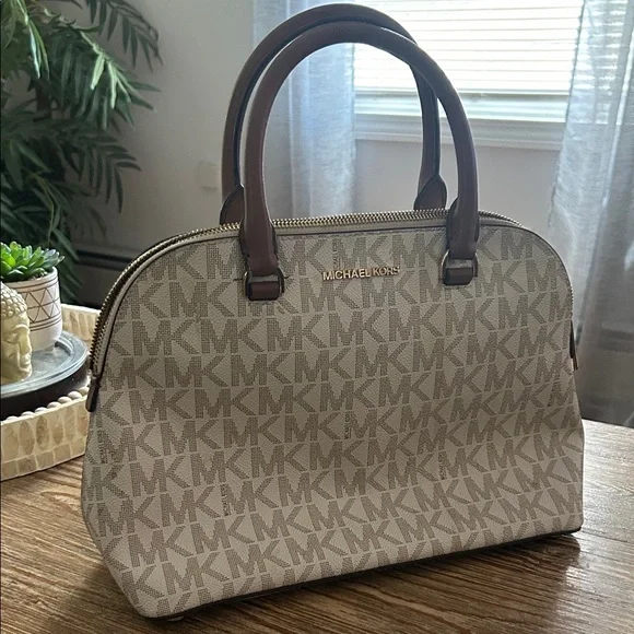 Michael Kors Cindy Dome Satchel - Picture 6 of 10